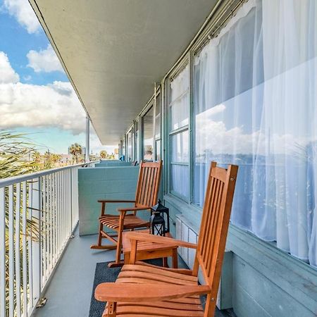 Newly Renovated Oceanfront Studio W/ Balcony - Daytona Beach Apartment ภายนอก รูปภาพ